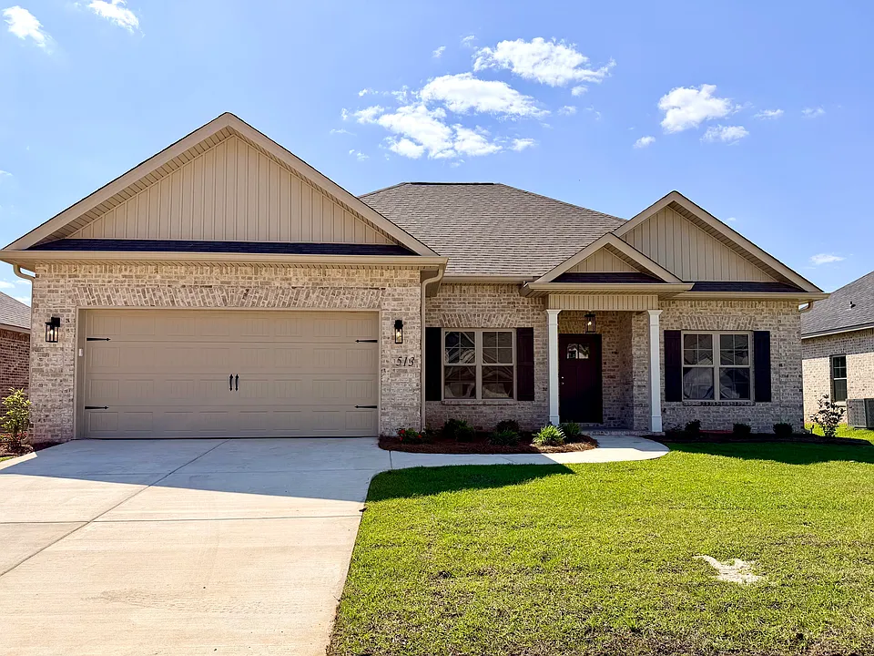 513 Bristleleaf Path