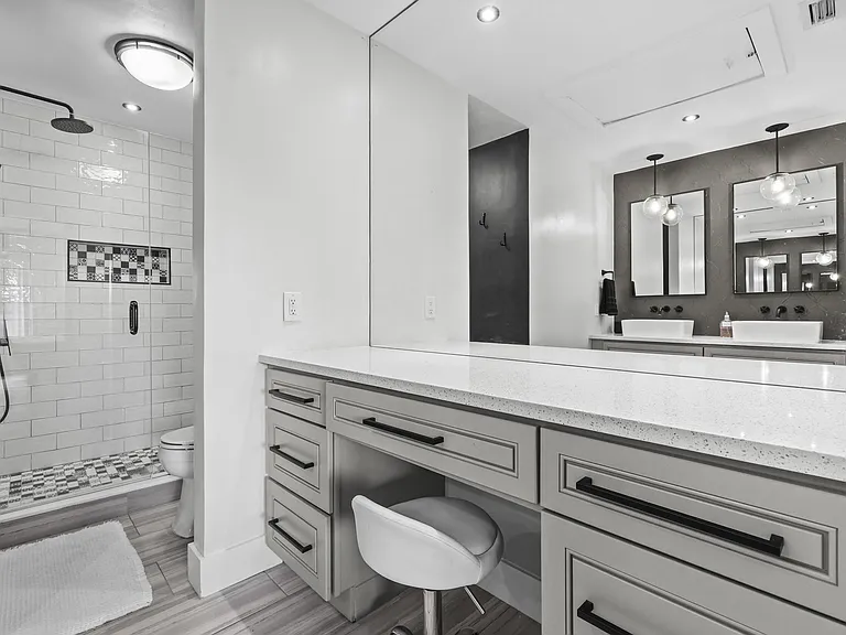 13400 Bedford Mews Ct — Photo 50