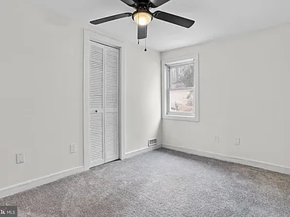 7 Helluva Hill Ln, Glen Mills, PA 19342