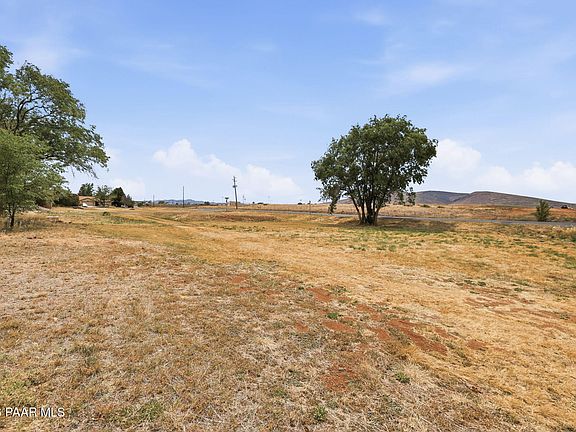 3rd image of 4251 N Agua Fria Dr