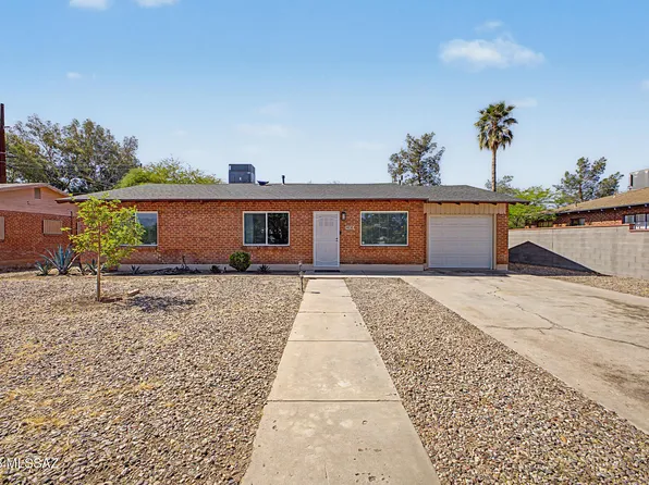 4838 E Helen St, Tucson, AZ 85712