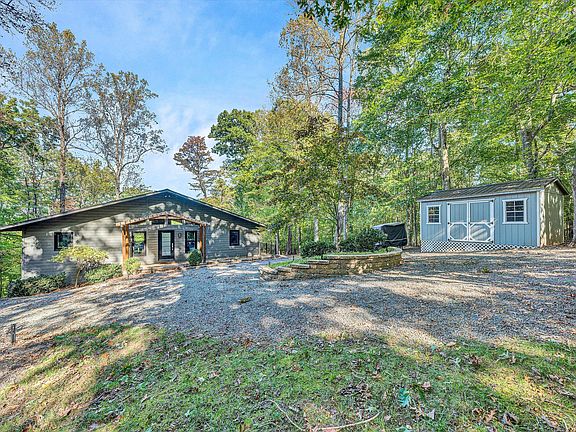 5th image of 955 Oakshire Ln
