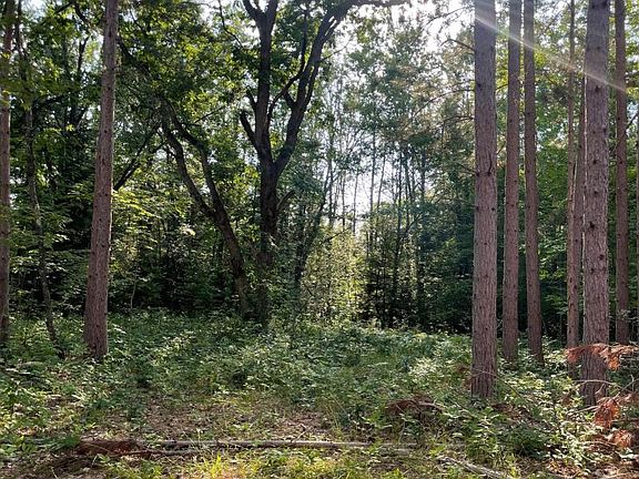 2nd image of 3280 Hunt Creek Rd