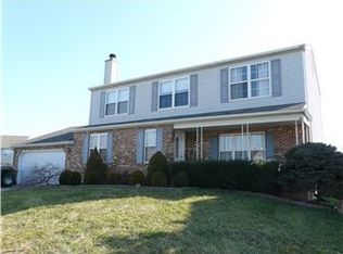 4 Lilly Ct, Newark, DE 19702