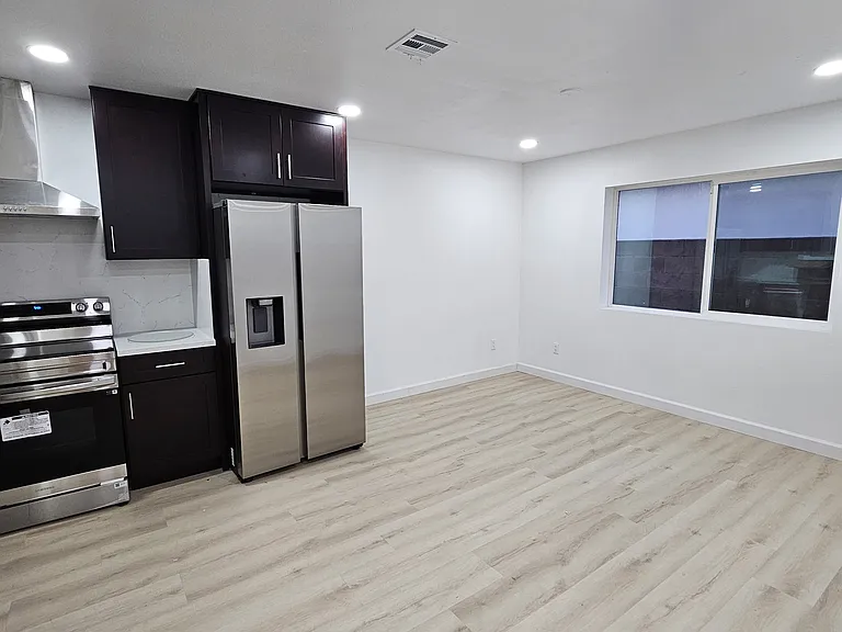 14320 Plantana Dr — Photo 3
