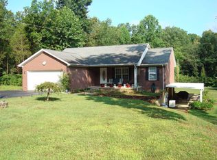 281 Crystal Ln, Brandenburg, KY 40108