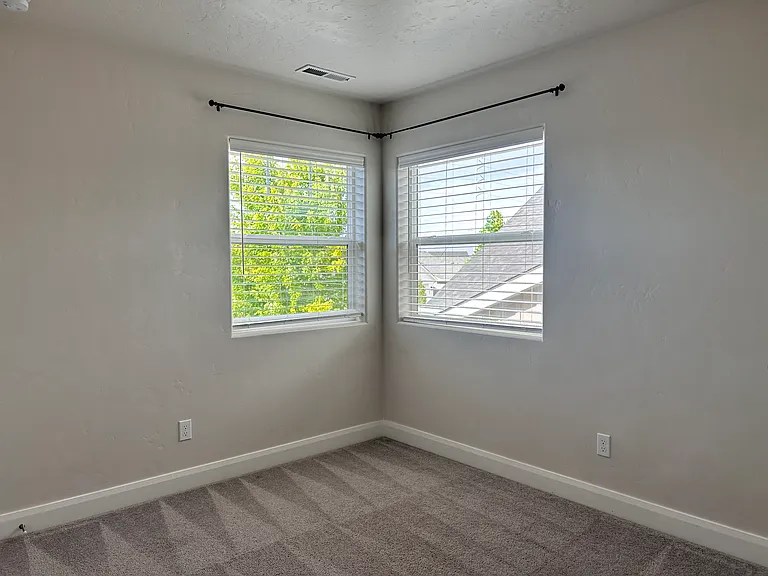 5848 W Riva Capri St — Photo 16