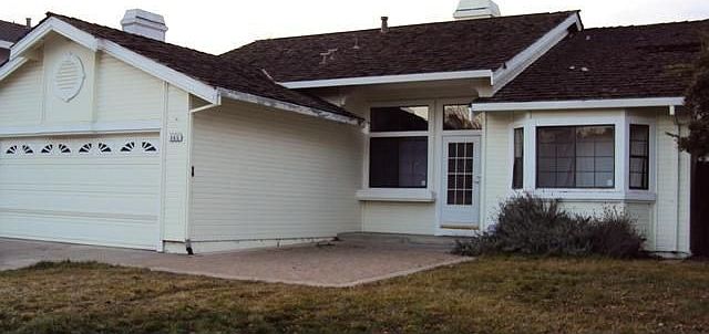 1st image of 365 New Bedford Dr