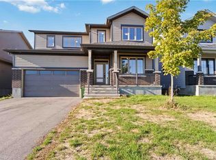 805 Gamble Dr, Russell, ON K4R0G6