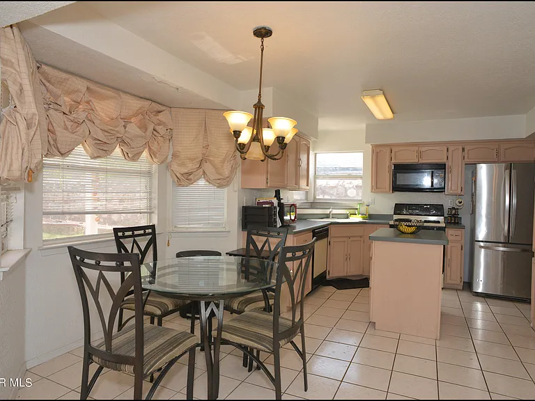 7528 Luz De Lumbre Ave — Photo 11