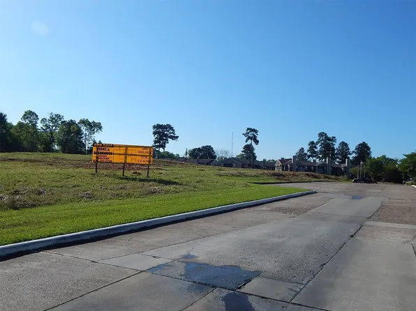 1500 W Church St, Livingston, TX 77351