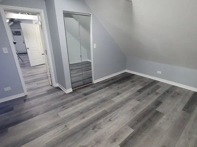 2842 W 25th Pl — Photo 2