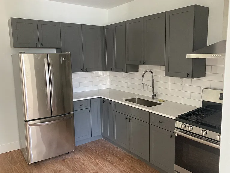 1230 N 50th St #D — Photo 3