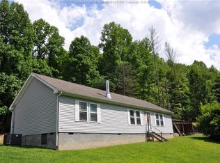 520 Ball Ln, Lane, WV 25053