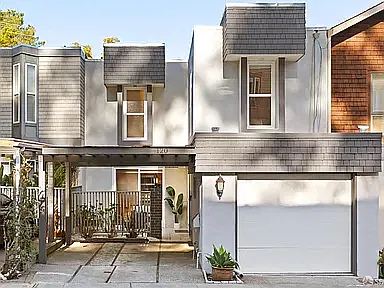 120 Darby Pl