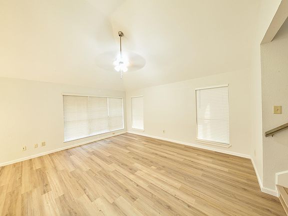 4th image of 3932 Capricorn Ct