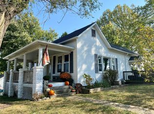 1330 W Randolph St, Vandalia, IL 62471