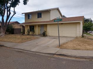 1910 Ponderosa Dr, Oakdale, CA 95361