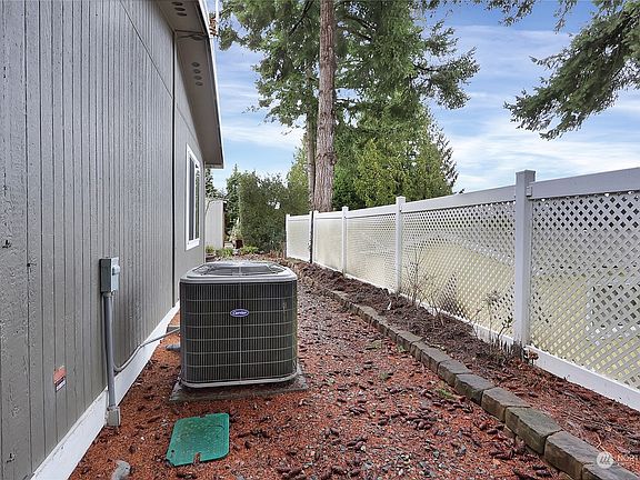 5th image of 2500 S 370th Street #201