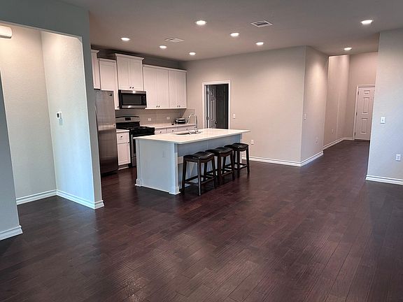 5th image of 11805 Cimaizon Dr