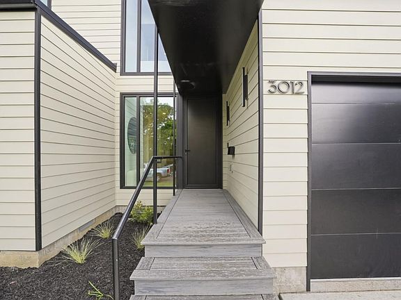 5th image of 3012 Vistamont Dr