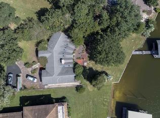 8836 Neumann Dr, Elberta, AL 36530