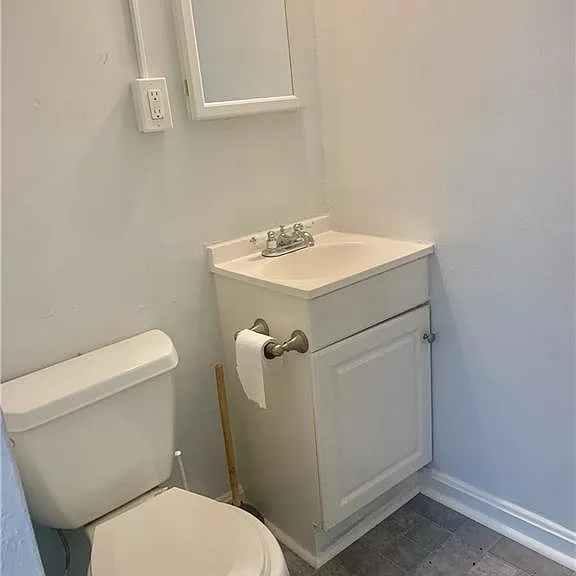 3634 Bosworth Rd #6 — Photo 9