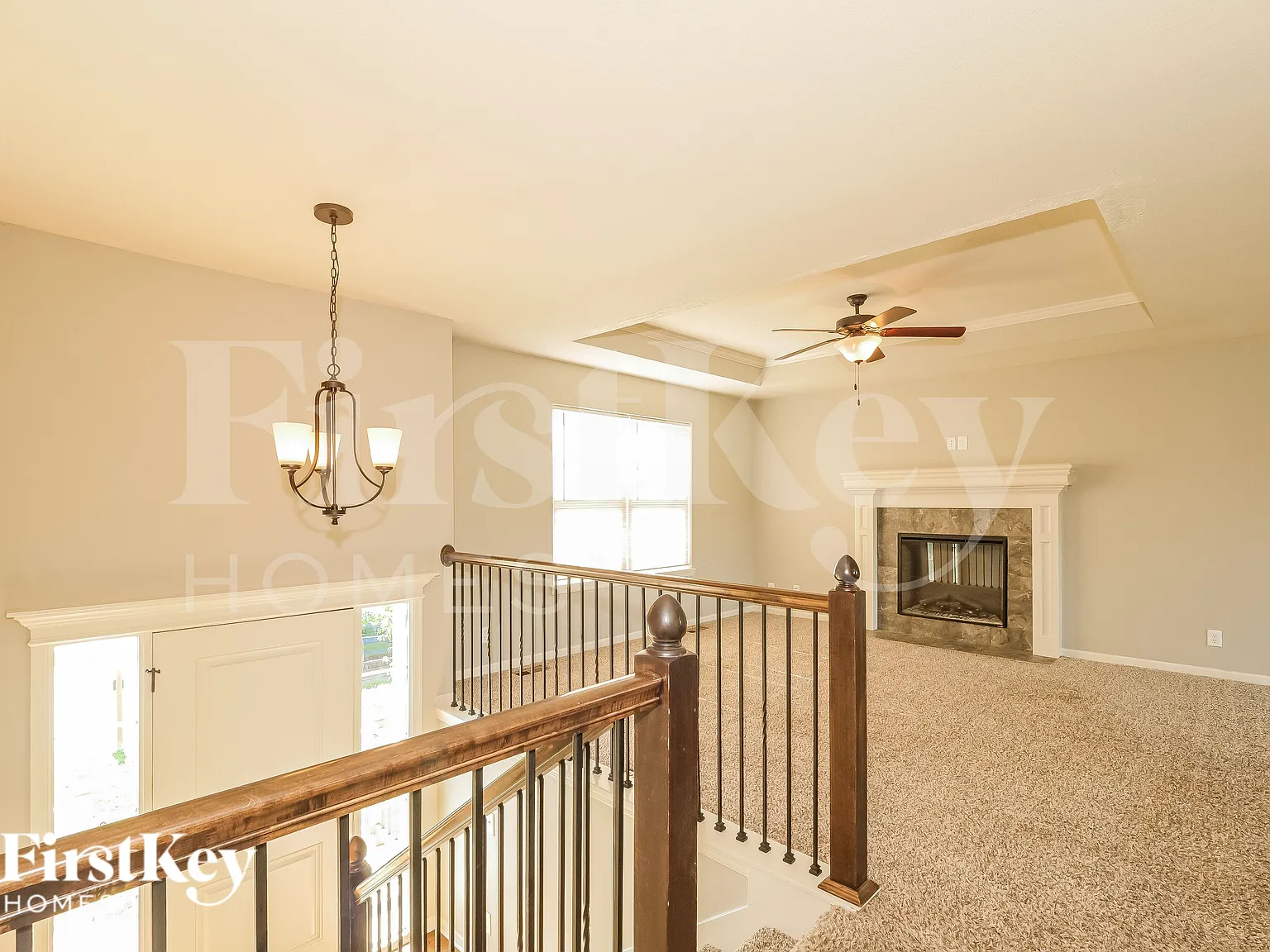 3 bed, 2.5 bath, 1591 sqft, $2,315 — Photo 2