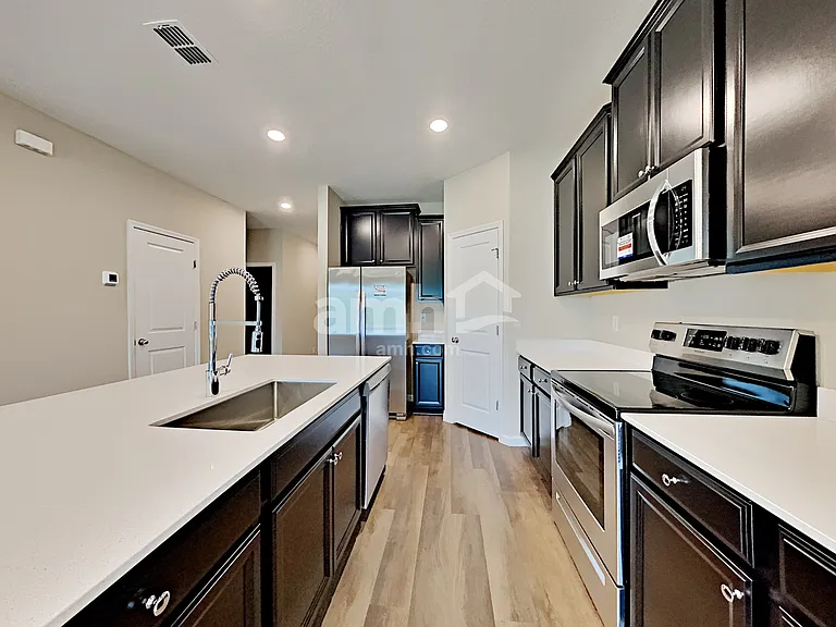 368 Stone Arbor Ln — Photo 3