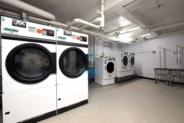 Rented by null | media 21