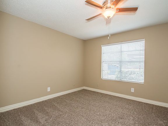 5th image of 7740 N College Cir