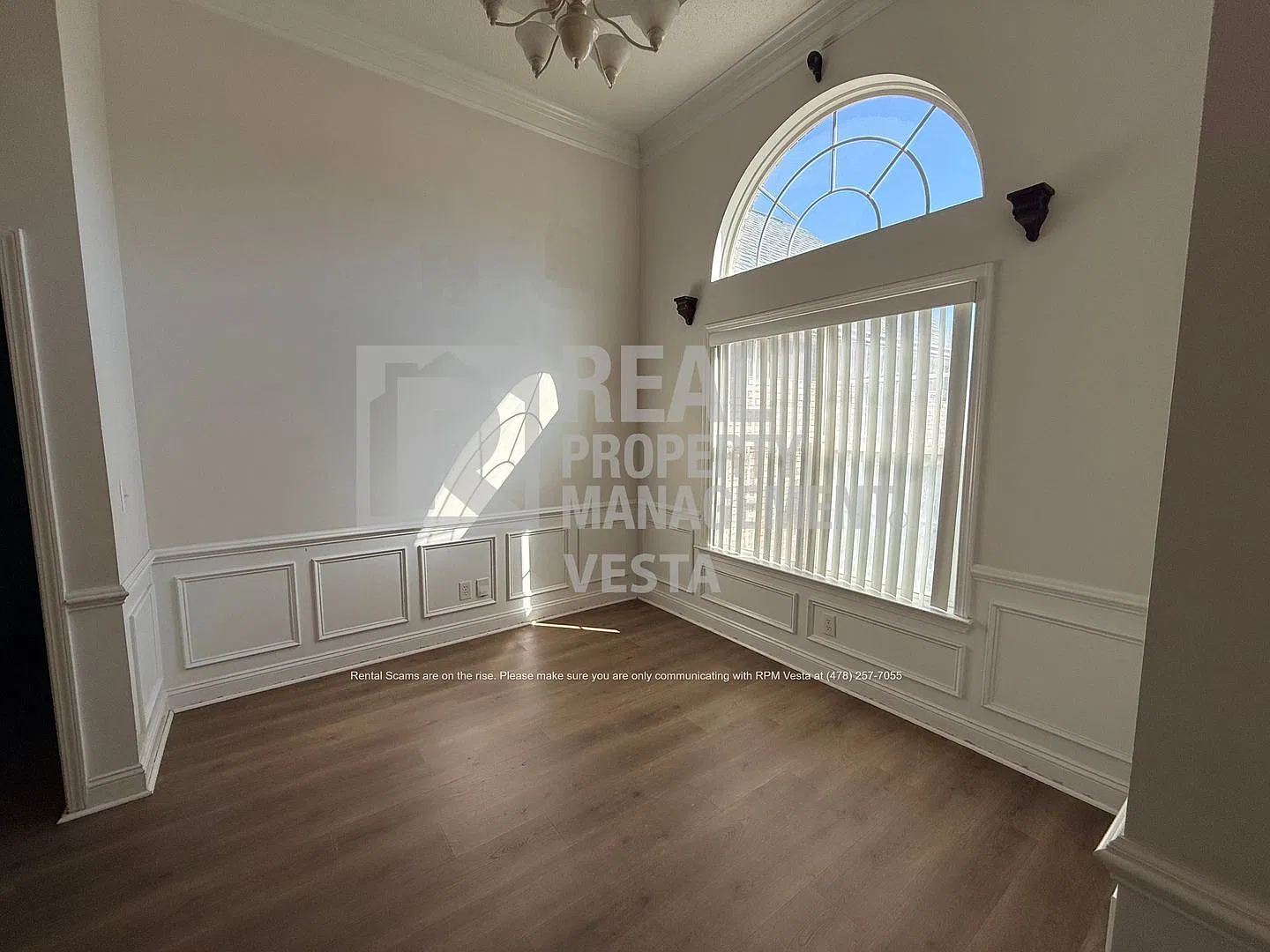 3 bed, 2.0 bath, 1602 sqft, $1,850 — Photo 3