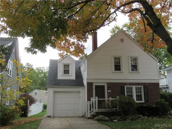 262 Highland Ave, Hamburg, NY 14075