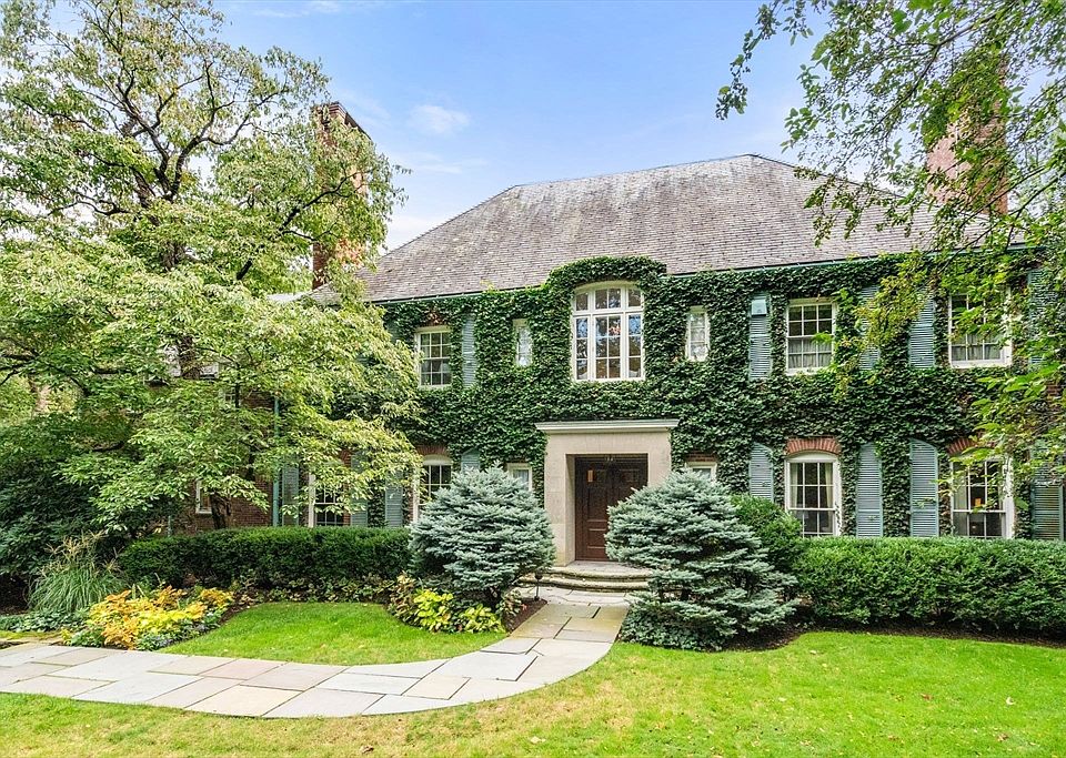 1st image of 188 Heath St