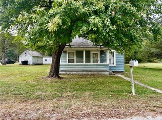 20015 E Livingston Rd, Marshall, IL 62441