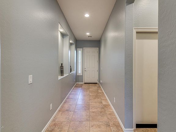 5th image of 579 E Tropical Dr