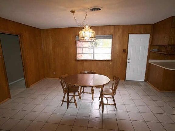 2nd image of 2310 Valleywood Dr