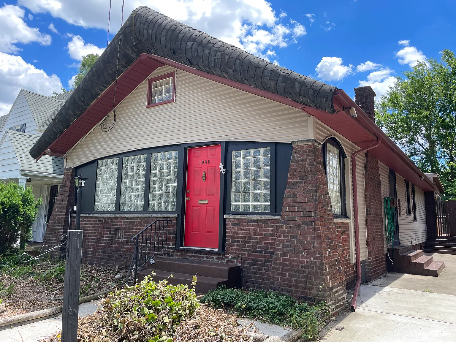 3 bed, 1600 sqft, $1,295 — Photo 1