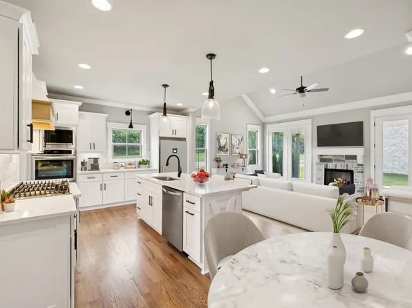 3001 Turnstone Trce, Spring Hill, TN 37174