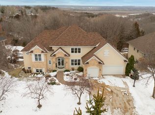 19043 Vogel Farm Trl, Eden Prairie, MN 55347