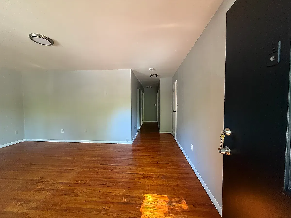 2 bed, $1,495 — Photo 2