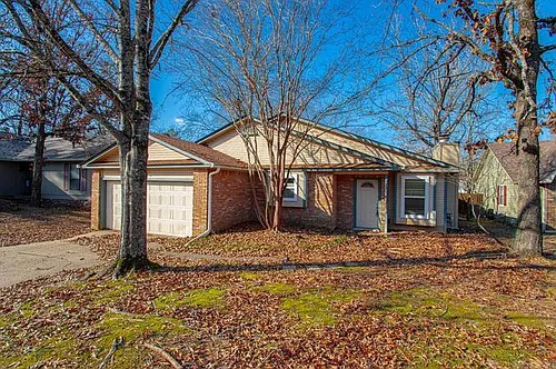 18 Red Oak Pl Photo 1