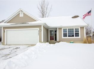 9305 Lake Dr, West Des Moines, IA 50266