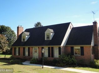 2301 Ravenview Rd, Lutherville Timonium, MD 21093