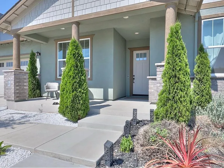 2995 Middlebury Dr — Photo 37