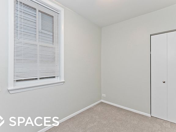 4th image of 2443 N Greenview Ave #Gdn