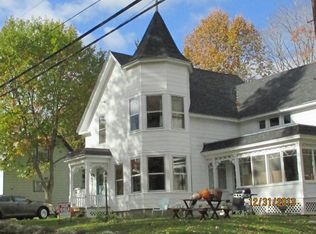 84 River St, Dover Foxcroft, ME 04426