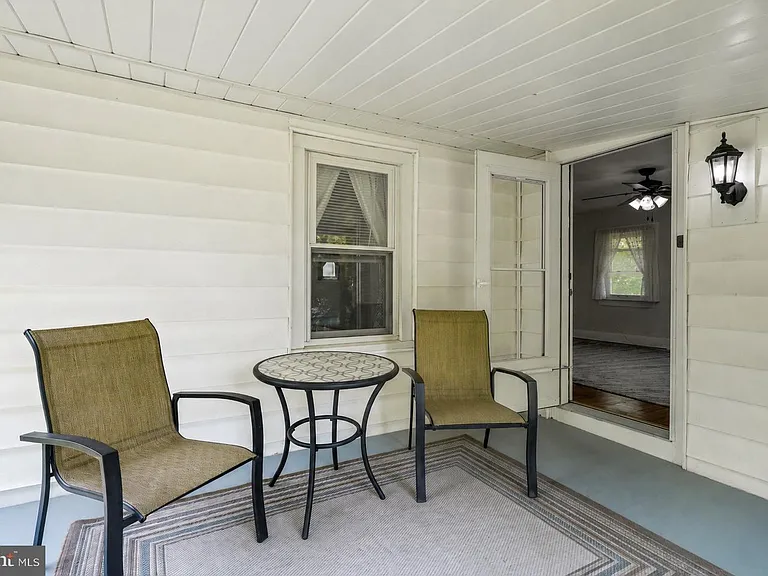 40 Reeceville Rd — Photo 4