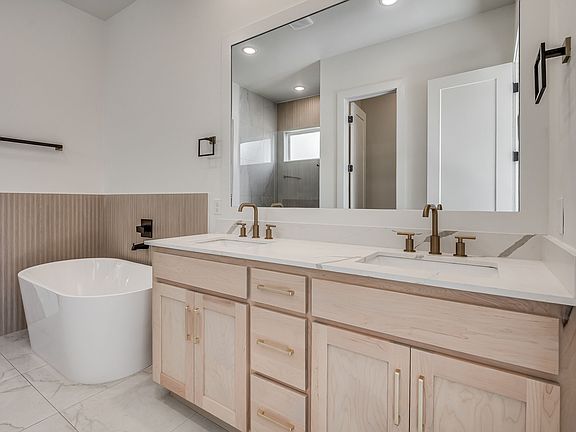 5th image of 4117 NW 179th Ter