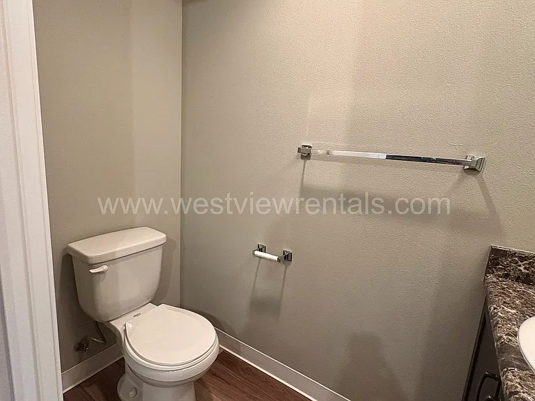 1010 Railroad Ave — Photo 102